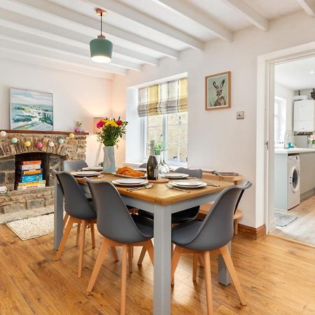 Ivydene - Beautiful Cottage, Stone Throw From Beach, Wonderful Sea Views Saundersfoot Exterior foto